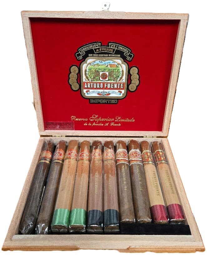 Arturo Fuente Extremely Rare Holiday Collection, 10-cigar Sampler